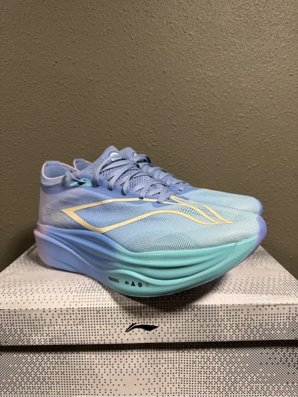 Li-ning feidian 6 Elite